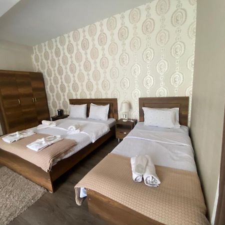 Borjomi Central Hotel ภายนอก รูปภาพ