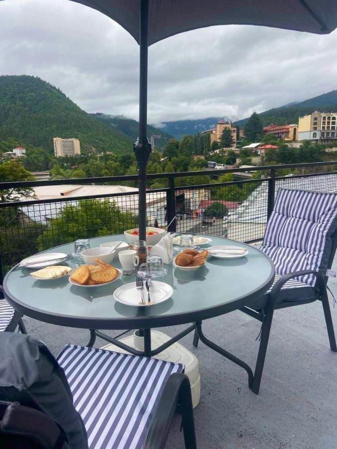 Borjomi Central Hotel ภายนอก รูปภาพ